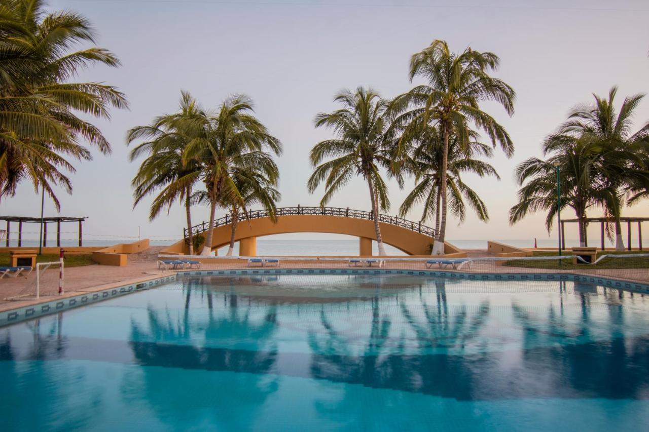 Reef Yucatan All Inclusive & Convention Center Мерида Екстериор снимка
