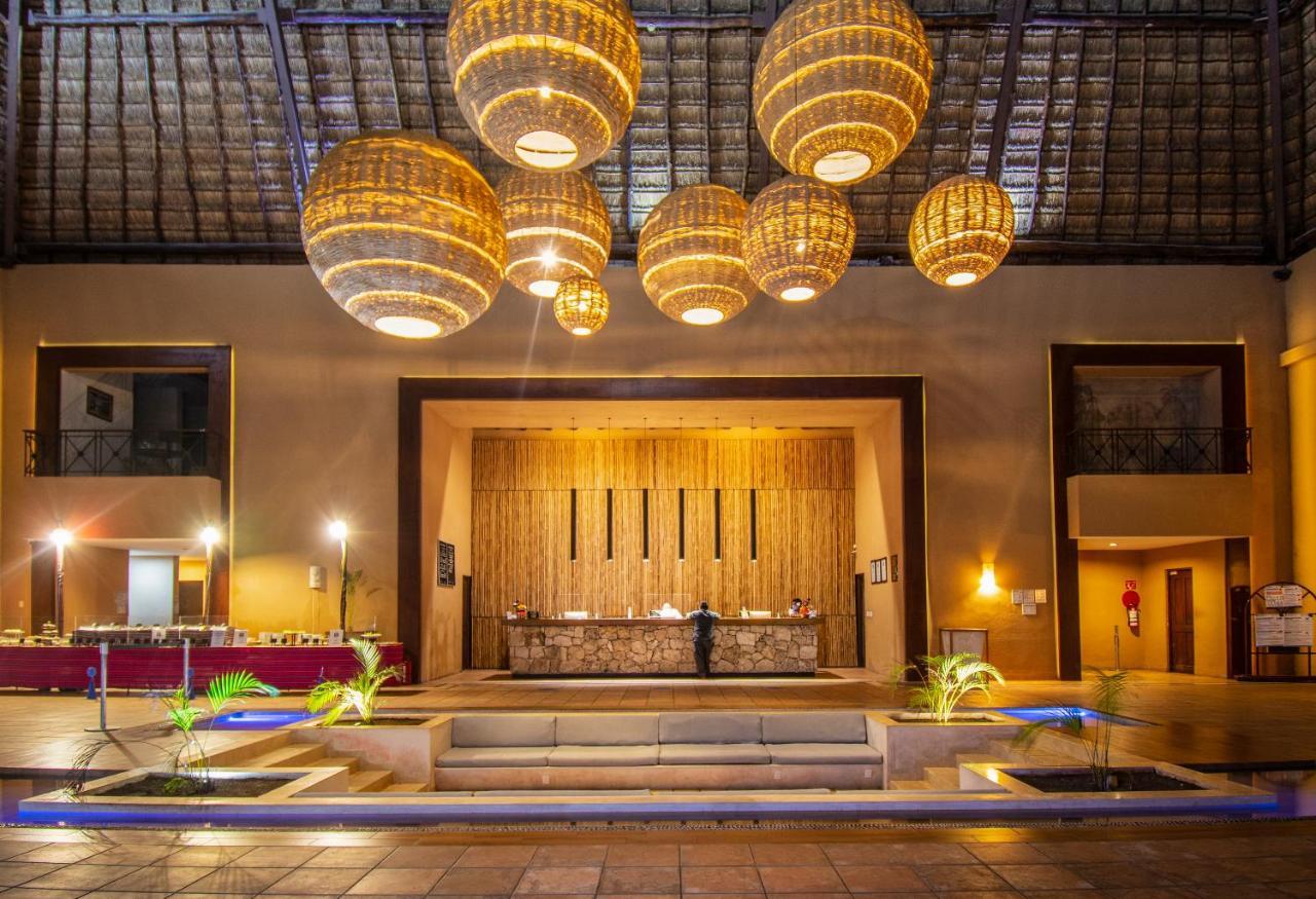 Reef Yucatan All Inclusive & Convention Center Мерида Екстериор снимка