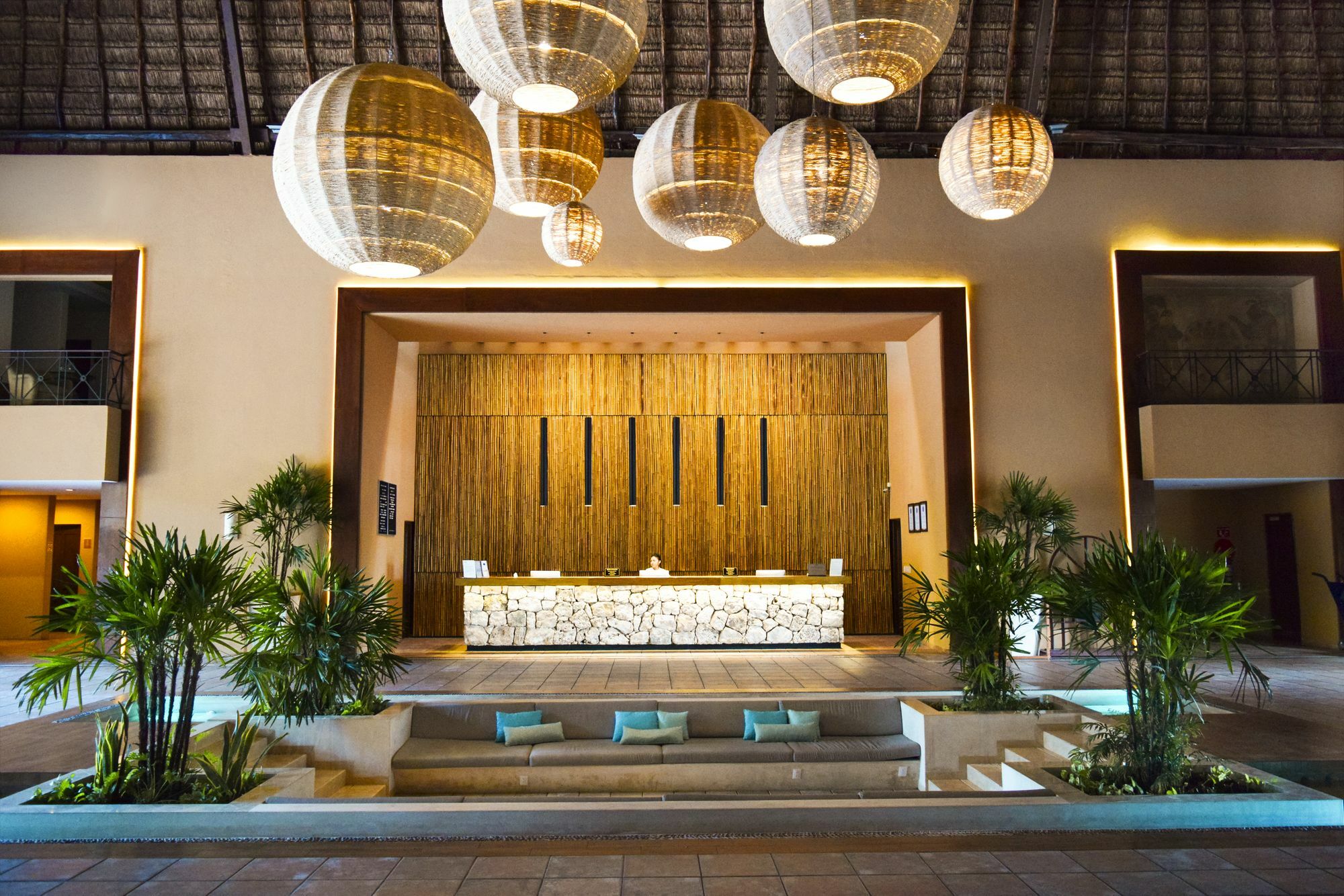 Reef Yucatan All Inclusive & Convention Center Мерида Екстериор снимка