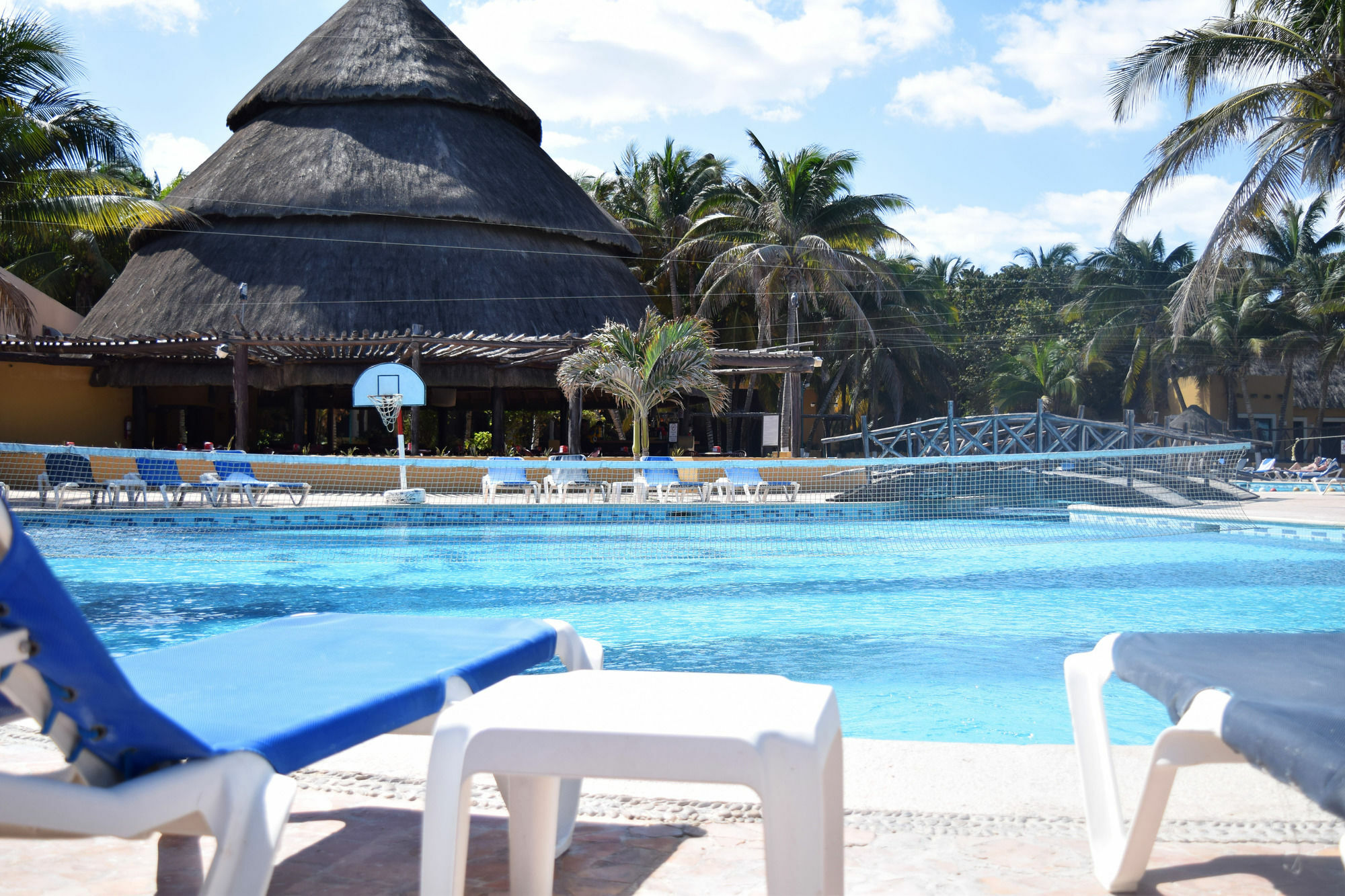 Reef Yucatan All Inclusive & Convention Center Мерида Екстериор снимка