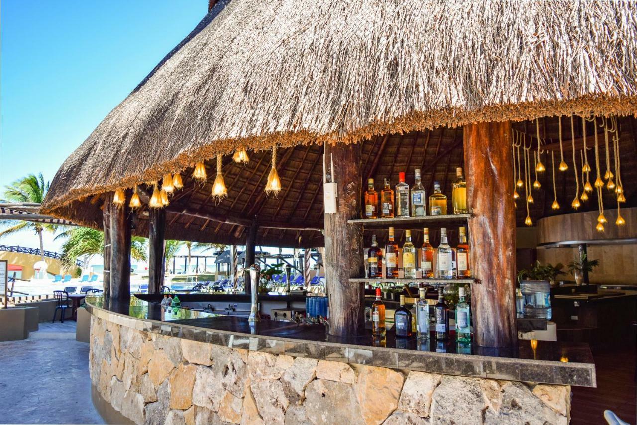 Reef Yucatan All Inclusive & Convention Center Мерида Екстериор снимка